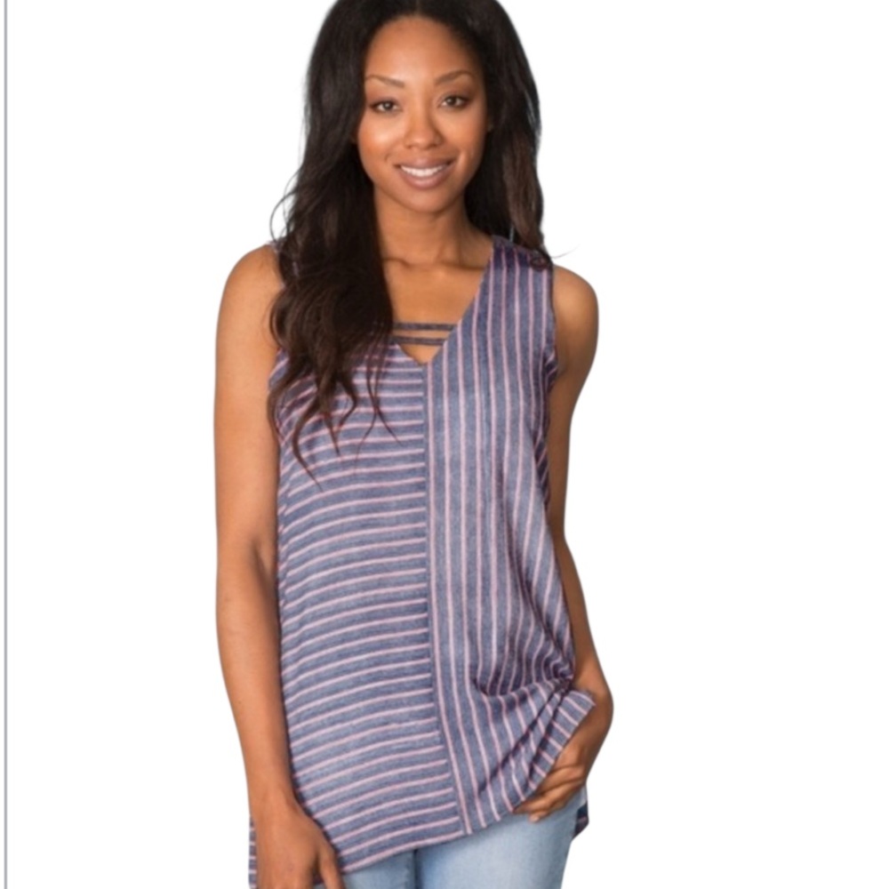 Simply Noelle Red white and navy blue striped sleeveless blouse women’s size‎ XL